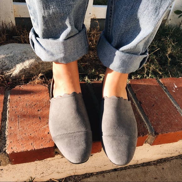 The Lee Scalloped Faux Suede Loafer in Slate - Picture 4 of 8